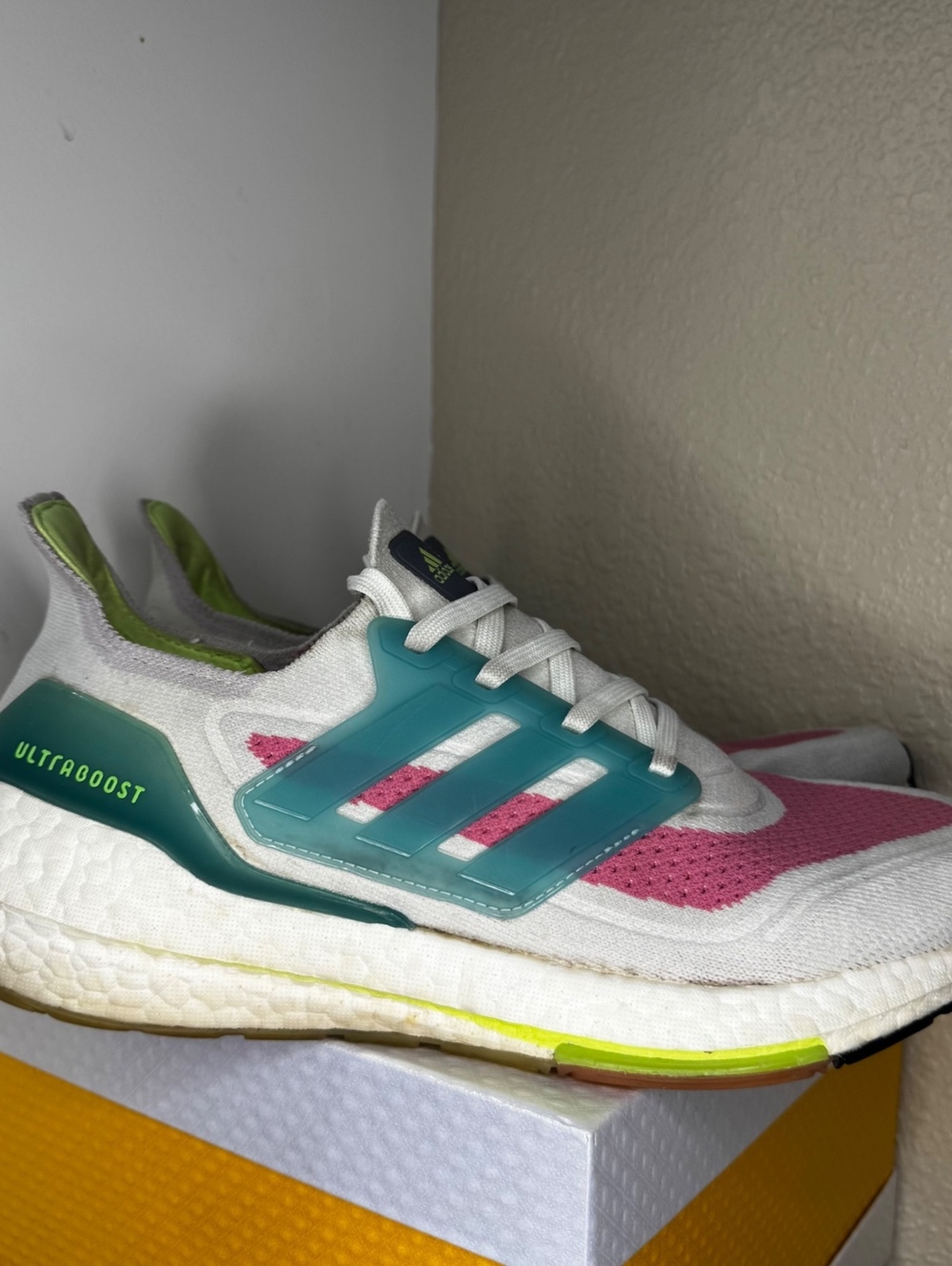 adidas Ultraboost 21 S23845 White Mint Pink Women’s 9.5 Running Shoes